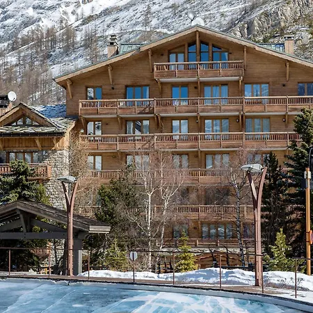 Lumineux Avec Wifi Pres Des Pistes